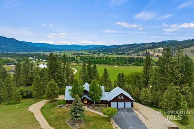 /international/us/25-bobcat-court-garden-valley-id-110100965062/