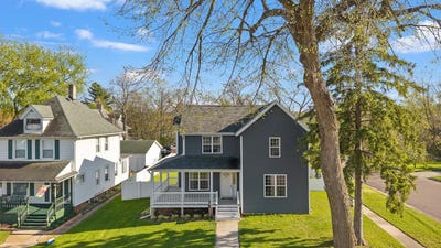 /international/us/333-2nd-avenue-baraboo-wi-110107725280/