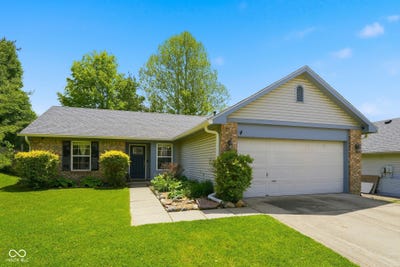 /international/us/906-moonlight-court-mooresville-in-110107961428/