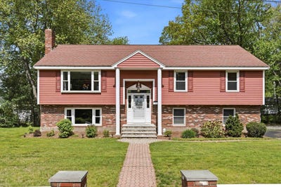 /international/us/13-diamond-avenue-salem-nh-110108492326/