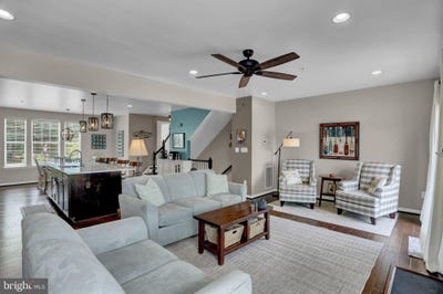 /international/us/238-marina-view-court-essex-md-110100980080/