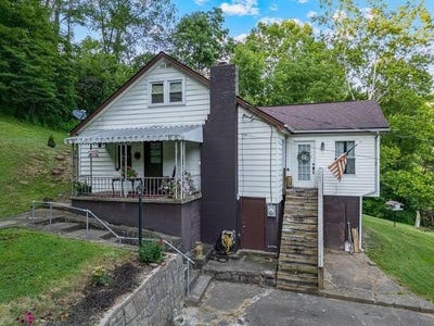 /international/us/698-lick-branch-road-charleston-wv-110100756835/