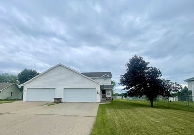/international/us/n153-state-park-road-appleton-wi-110101140559/