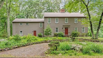 /international/us/12-lampercock-lane-lincoln-ri-110100801584/