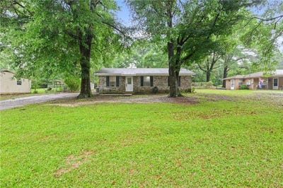 /international/us/8017-pine-springs-drive-saraland-al-110108438242/