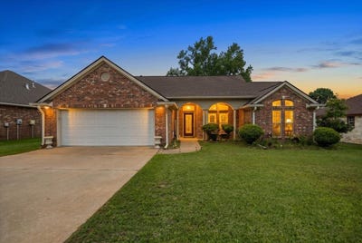 /international/us/220-sandstone-lane-nacogdoches-tx-110107911314/