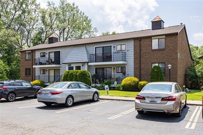 /international/us/26-8-great-wood-court-perinton-ny-110100070823/