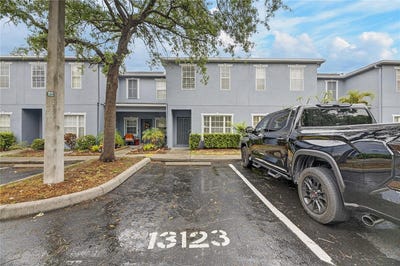/international/us/13123-kings-crossing-drive-gibsonton-fl-110107229114/