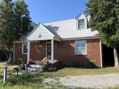 /international/us/407-n-chancery-st-mcminnville-tn-110120555157/
