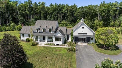 /international/us/59-alexander-booker-rd-falmouth-ma-110093799402/