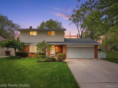 /international/us/40753-irval-drive-sterling-heights-mi-110108092710/