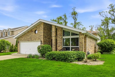 /international/us/9621-w-56th-street-countryside-il-110108194264/