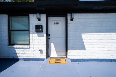/international/us/809-broadus-avenue-fort-worth-tx-110120130864/