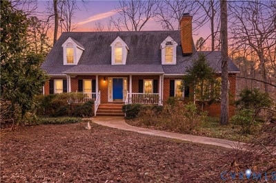 /international/us/4727-rieves-pond-drive-chester-va-110106225165/