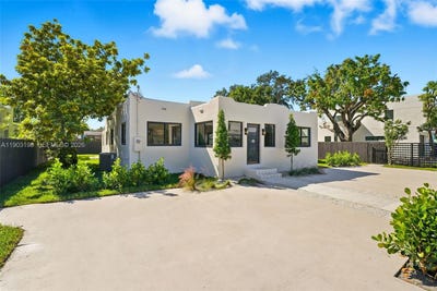 /international/us/2544-sw-19th-st-miami-fl-110103262044/