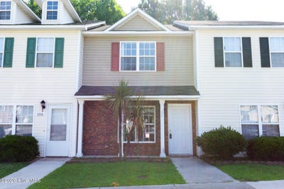 /international/us/104-spring-meadow-circle-jacksonville-nc-110108411905/