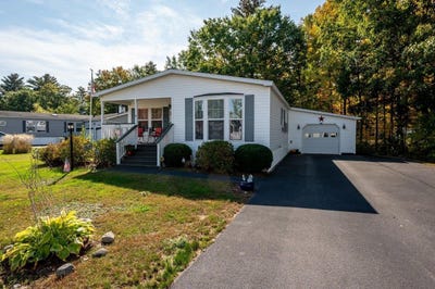 /international/us/17-watercress-drive-rochester-nh-110110418158/