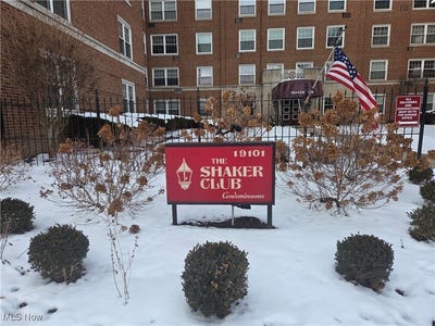 /international/us/19101-van-aken-boulevard-shaker-heights-oh-110104628203/