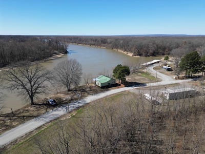 /international/us/469-taylor-bay-road-augusta-ar-110106499701/