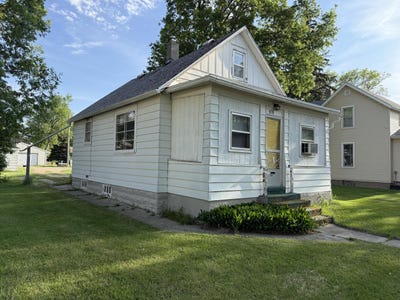 /international/us/818-ne-3rd-avenue-aberdeen-sd-110108333803/