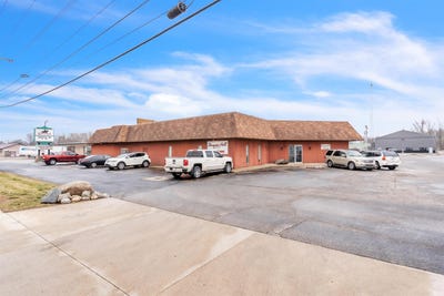 /international/us/905-w-north-street-kendallville-in-110107982662/
