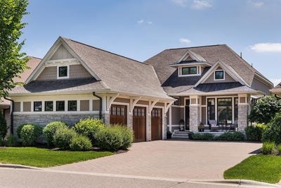 /international/us/15489-legacy-oaks-trail-minnetonka-mn-110108740589/