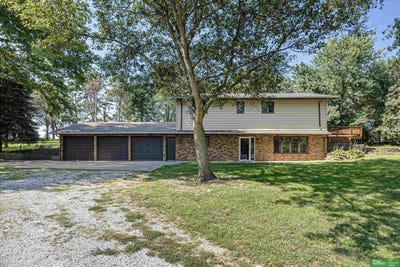 /international/us/17418-18th-street-plattsmouth-ne-110120094564/