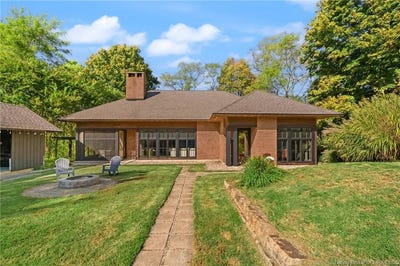 /international/us/700-e-walnut-street-corydon-in-110120587688/