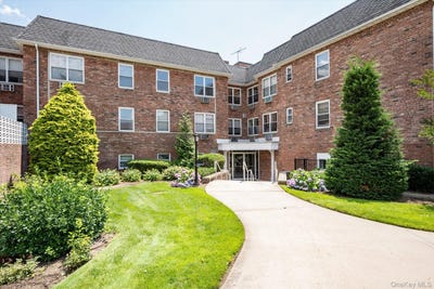 /international/us/2-fowler-avenue-lynbrook-ny-110109215219/