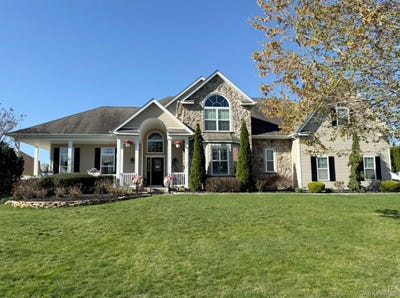 /international/us/39-sherwood-drive-shoreham-ny-110107570178/