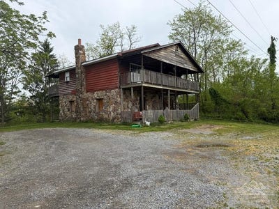 /international/us/181-modern-lane-princeton-wv-110107719975/