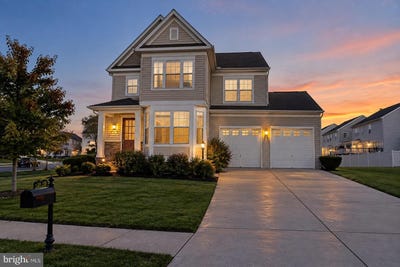 /international/us/15151-athey-loop-woodbridge-va-110120886105/