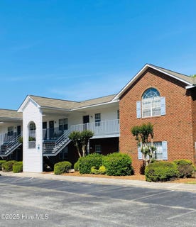 /international/us/2012-tower-place-greenville-nc-110098566162/