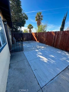 /international/us/944-n-crescent-san-bernardino-ca-110120064628/