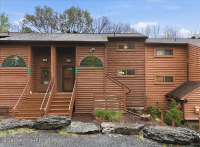 /international/us/612-mountain-view-way-bushkill-pa-110107877262/