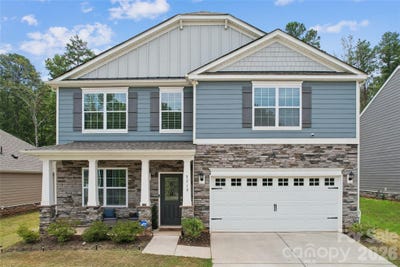 /international/us/3719-stanley-creek-drive-mount-holly-nc-110119739720/