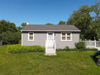/international/us/67-twin-peninsula-avenue-south-kingstown-ri-110107852035/