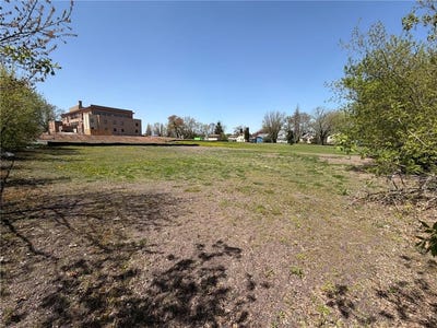 /international/us/tbd-n-court-avenue-sandstone-mn-110108348976/