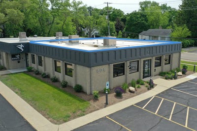 /international/us/804-front-street-mchenry-il-110108475180/