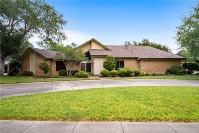 /international/us/3724-andron-street-kingsville-tx-110099506080/