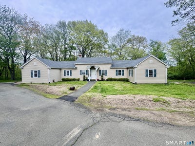 /international/us/197-potuccos-ring-road-wolcott-ct-110108012752/