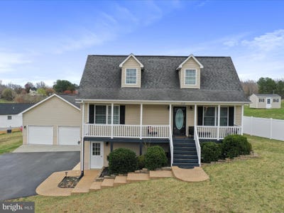 /international/us/317-locustdale-loop-shenandoah-va-110098238292/