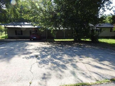 /international/us/301-meredith-drive-trinity-nc-110101038072/