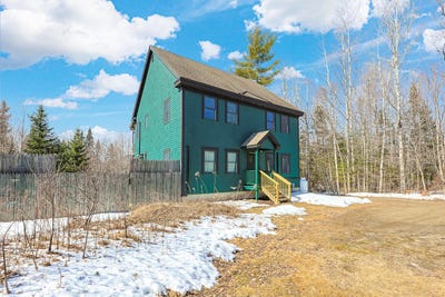 /international/us/130-farmers-hill-road-andover-me-110107400742/