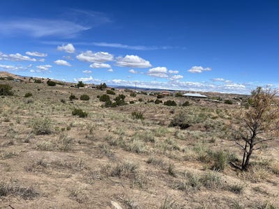 /international/us/17-avenida-de-molino-espanola-nm-110099604077/
