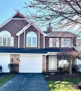 /international/us/32-wind-loft-circle-fairport-ny-110107262241/