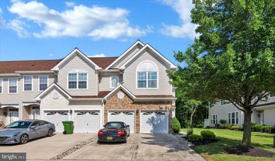 /international/us/10-tudor-court-marlton-nj-110100807862/