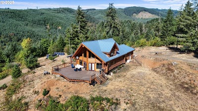 /international/us/55778-sw-scoggins-valley-rd-gaston-or-110108492929/