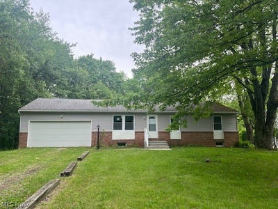 /international/us/2761-byron-drive-north-canton-oh-110108344020/