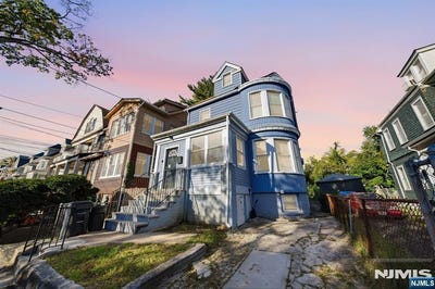 /international/us/27-richelieu-terrace-newark-nj-110120497892/